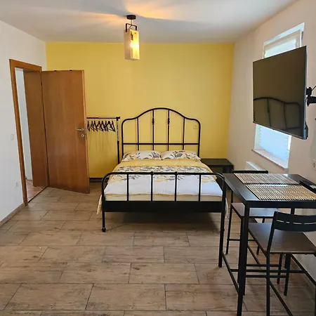 Apartment Grmac Naklo